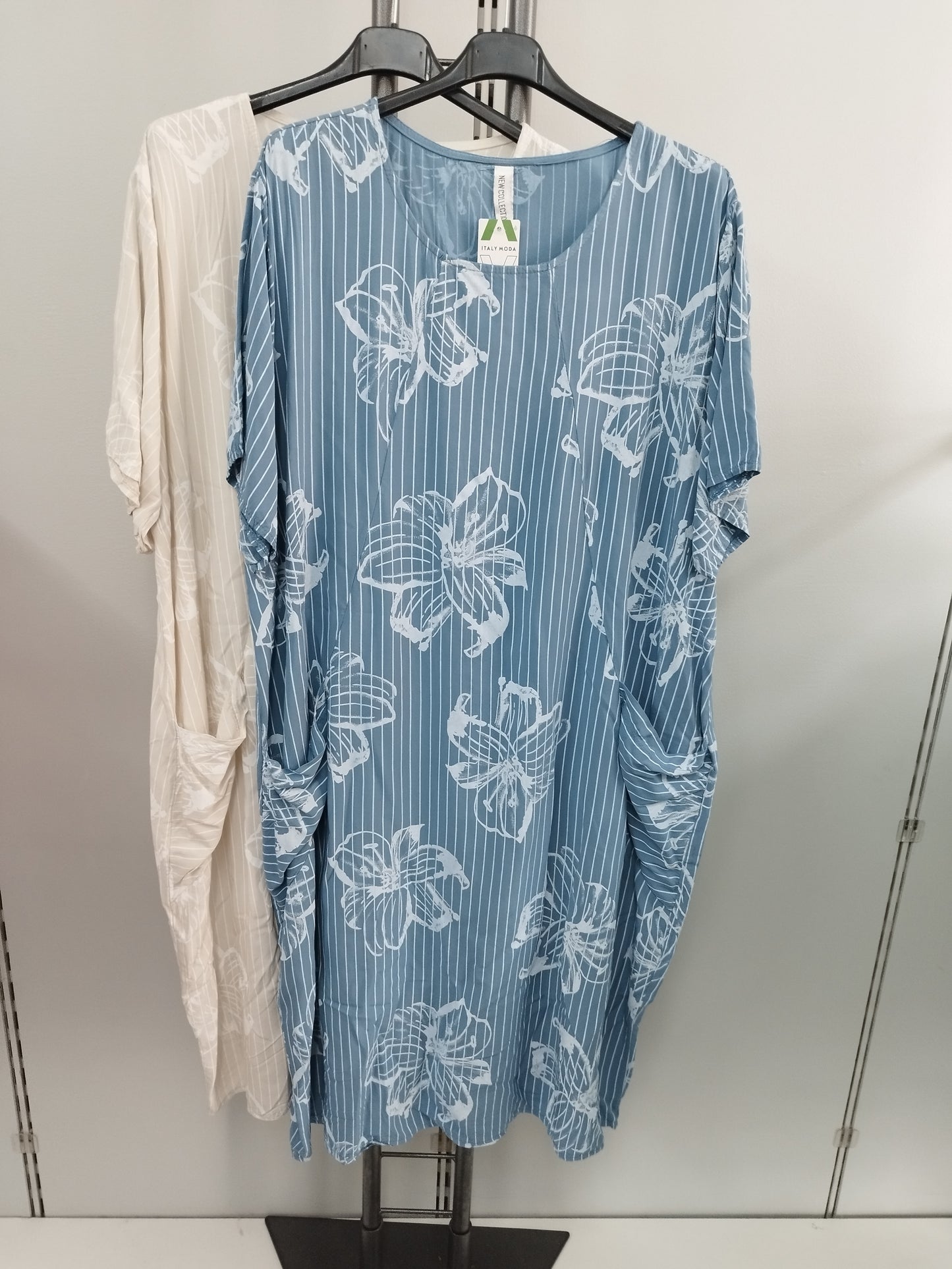 Kleid 42-46, verschiedene Farben